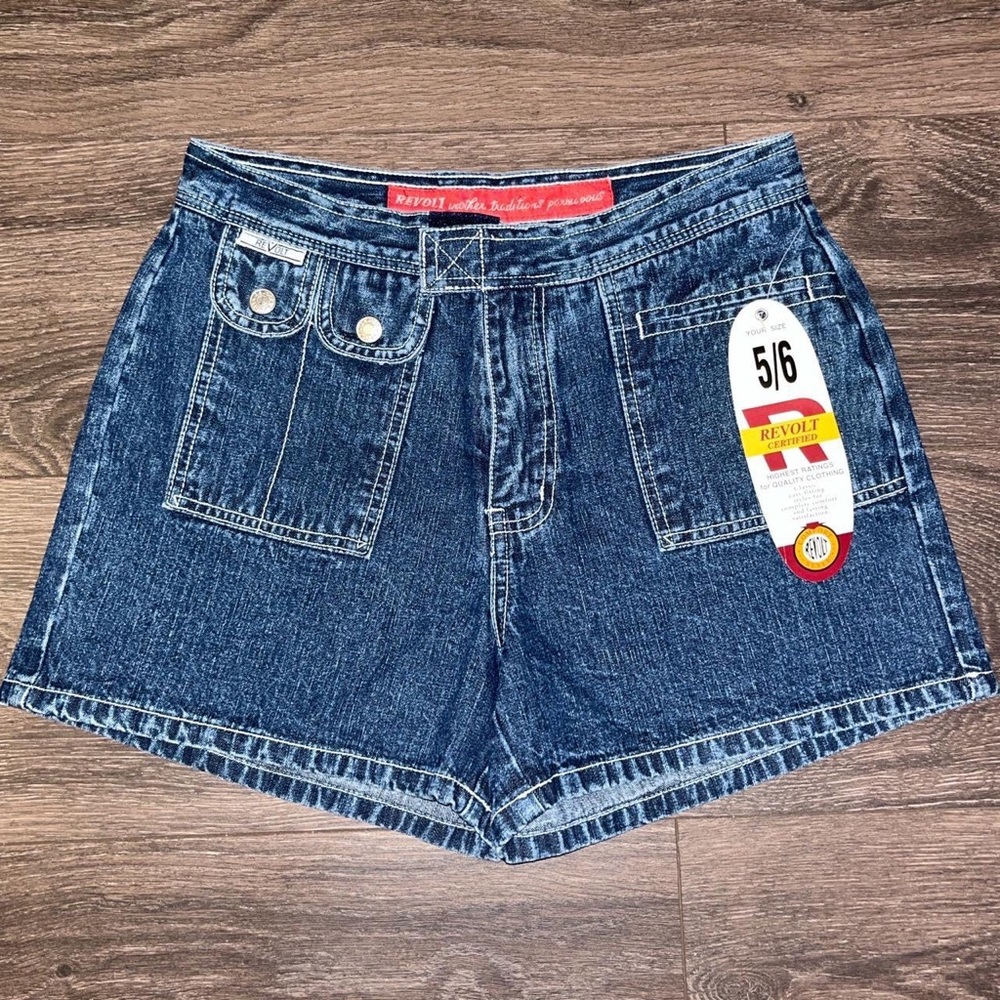 REVOLT shorts